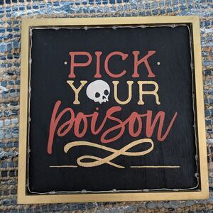 Pick Your Poison Picture Light Up Bar Decor - for parts - battery housing doesn'